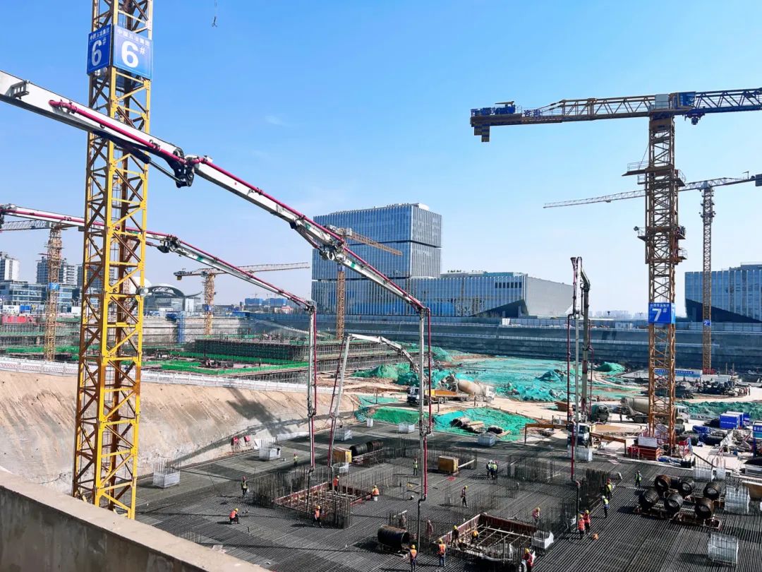 提前11小时!徐工大米数泵车赋能高效施工