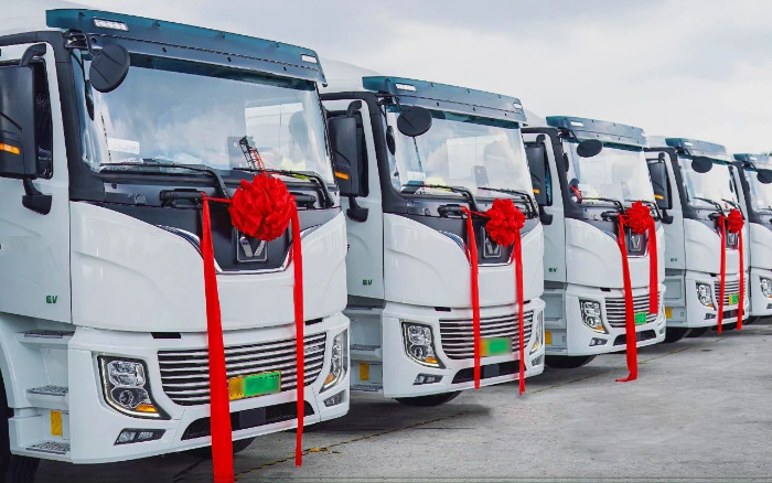 工况定制+生态赋能！徐工新能源重卡助力绿色转型