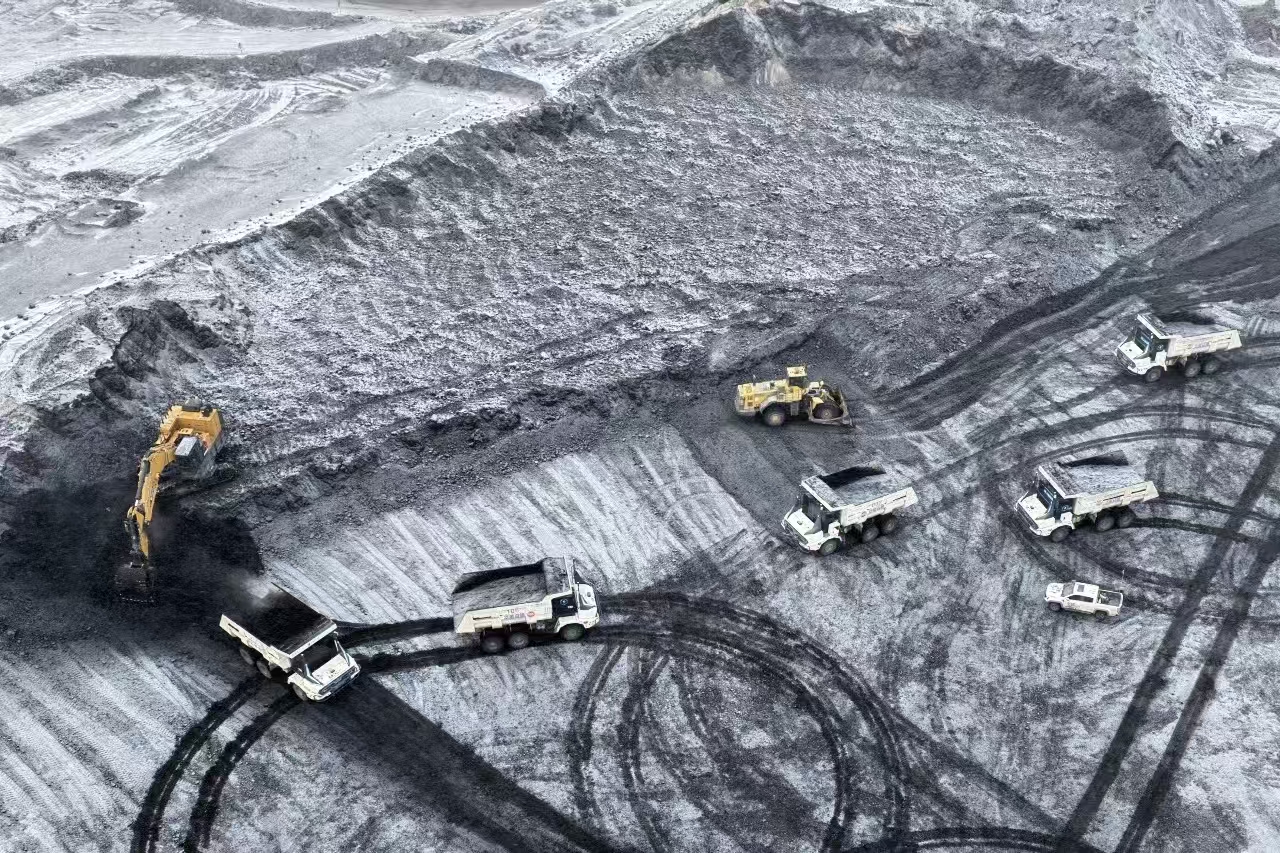 获得成功！徐工无人纯电矿卡在煤炭运输环节混行测试成效显著